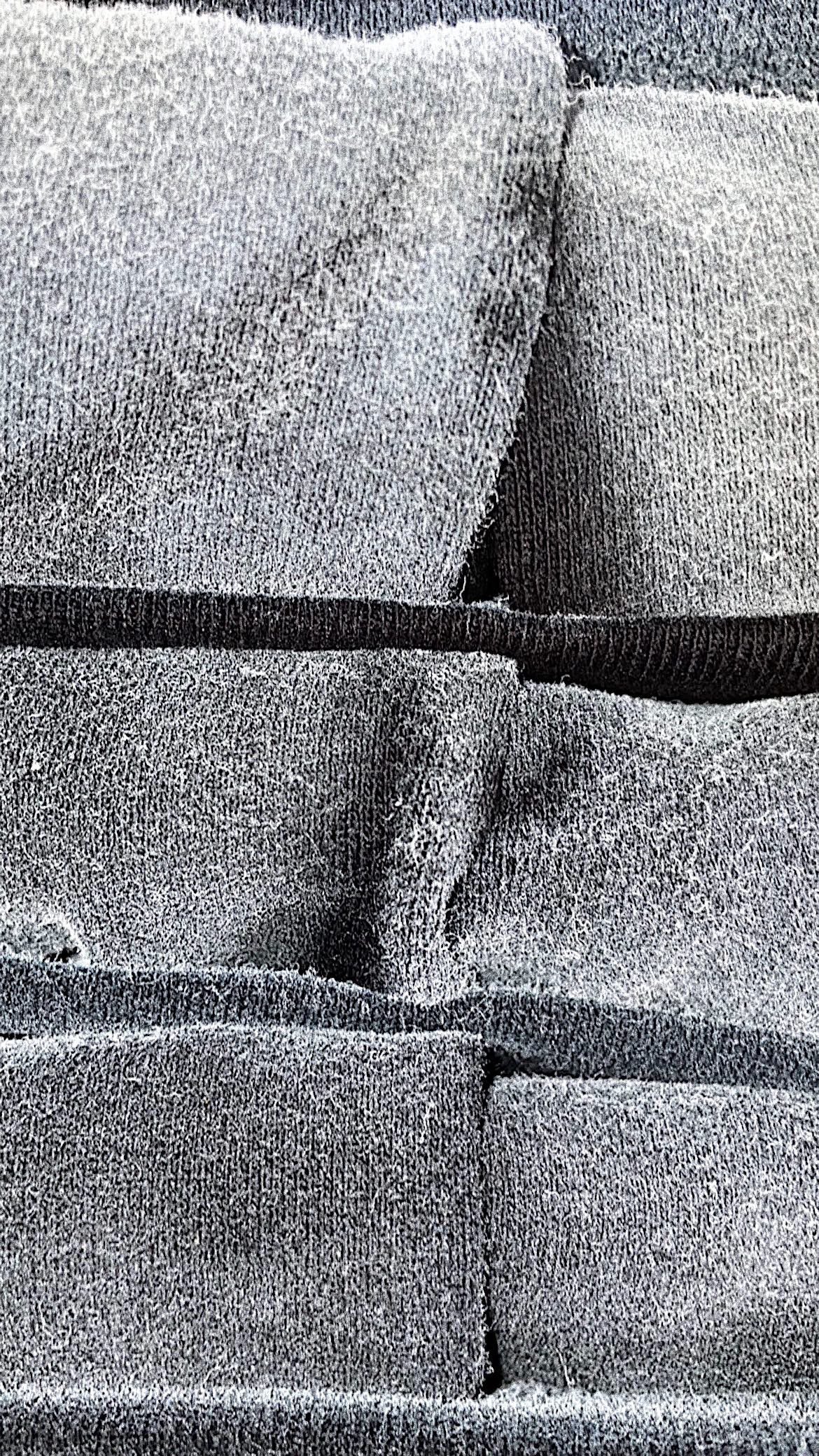TEXTURED HOODIE