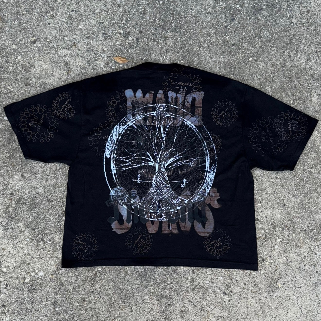 HIDDEN GHOST TEE